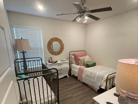5th image of 8101 Regency Way