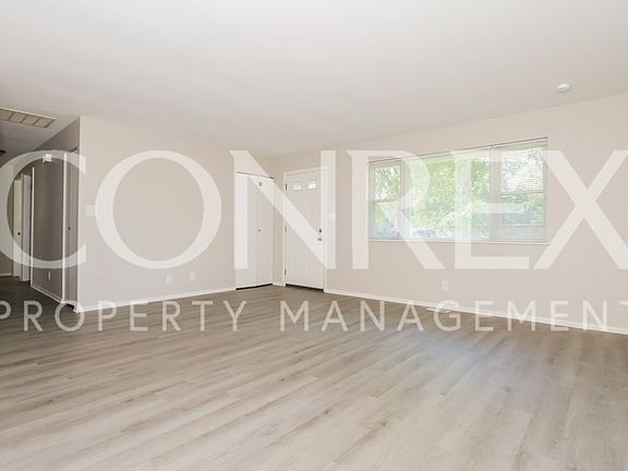 3rd image of 405 Lee Pl