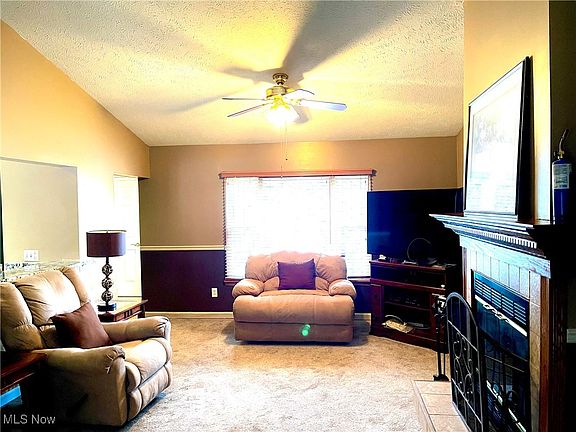 5th image of 2376 Bay Meadow St