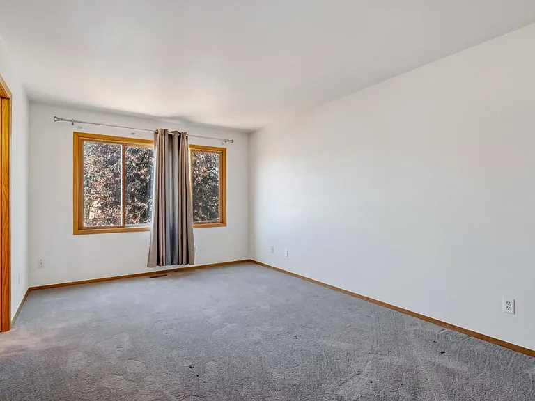 1857 Winchester Ct — Photo 11