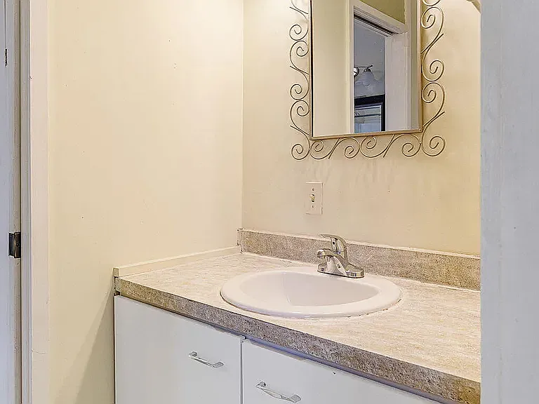 320 Charles Ave SE #2 — Photo 19