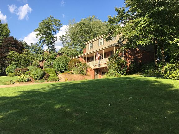 expansive front yard