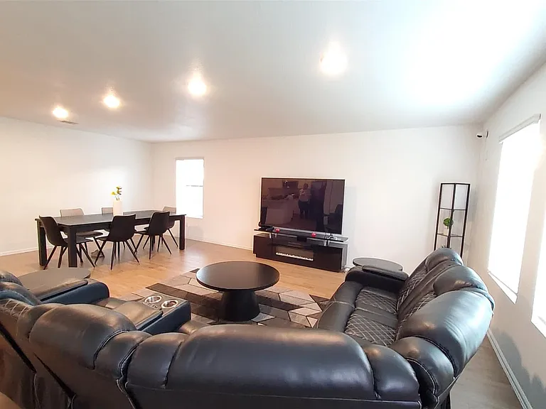 27022 Breakaway Ln — Photo 6