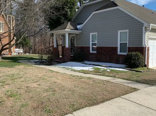 10 Kildare Woods Ct, Greensboro, NC 27407