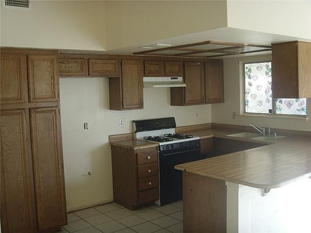 2nd image of 5831 Butterum Ct