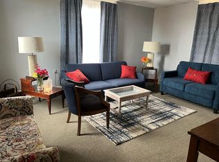 804 S Main St #3, Canton, IL 61520