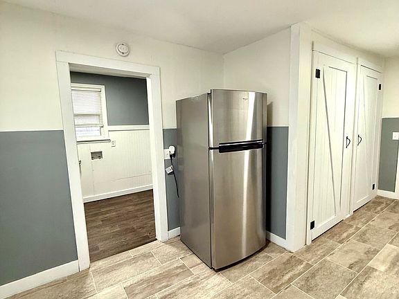 5th image of 611 8th Street