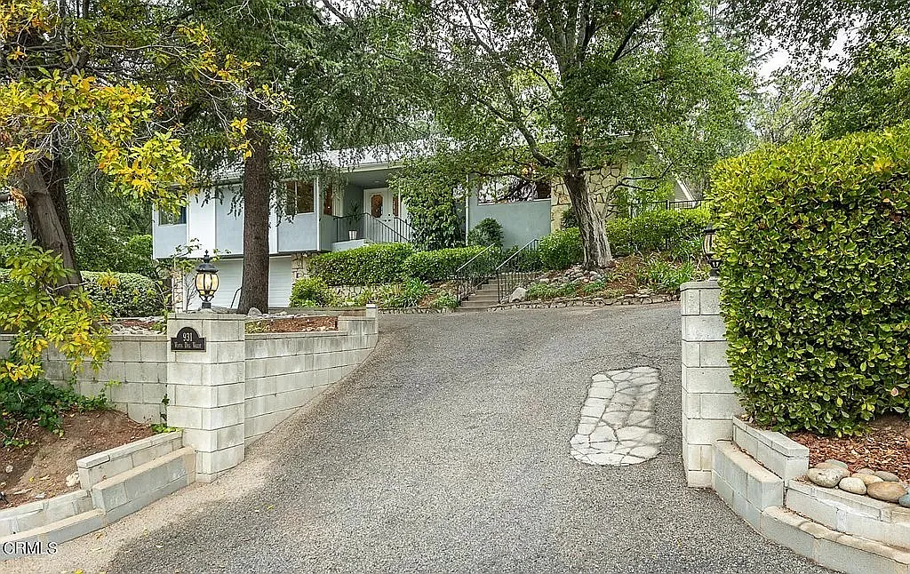 4 bed, 2448 sqft, $9,500 — Photo 4