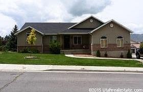 1st image of 748 S Canyon Cove Dr