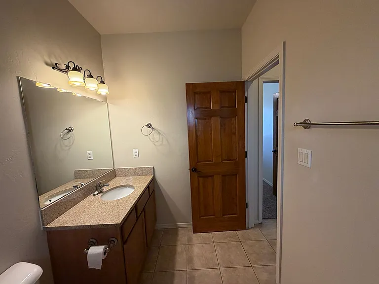 605 Benicia Ln SW — Photo 27