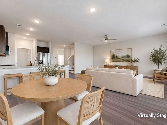4th image of 7205 Chatfield Way