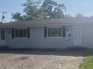 302 S Warren St #1, Tremont, IL 61568
