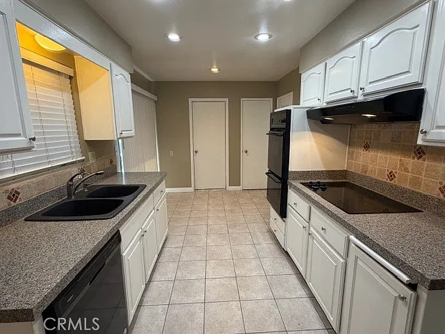 25861 McCall Blvd — Photo 3
