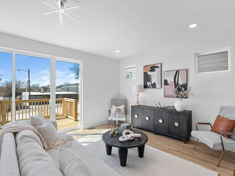 3203A Resha Ln — Photo 19
