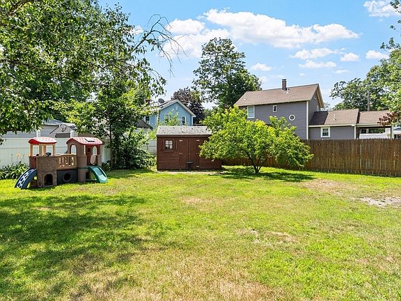 5th image of 487 Wentworth Ave