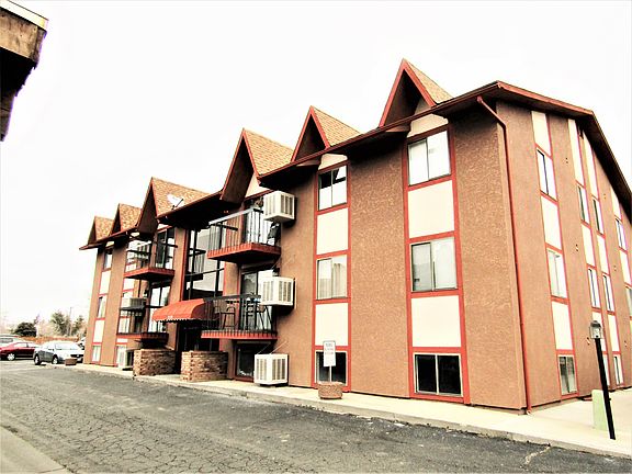 2nd image of 1158 Bookcliff Ave #11