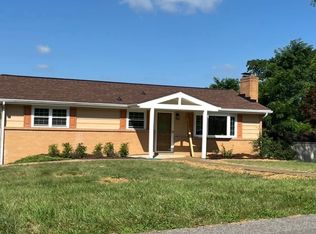 101 Meadow St, Mcmurray, PA 15317