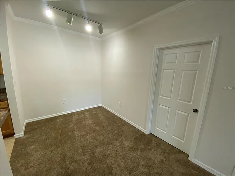 2402 Courtney Meadows Ct #101 — Photo 23