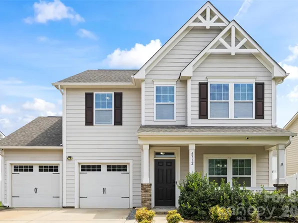 4312 Huntley Glen Dr, Pineville, NC 28134