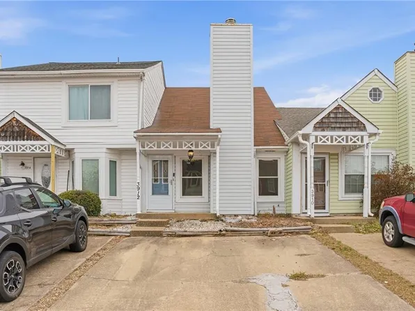 3912 Buchanan Dr, Virginia Beach, VA 23453