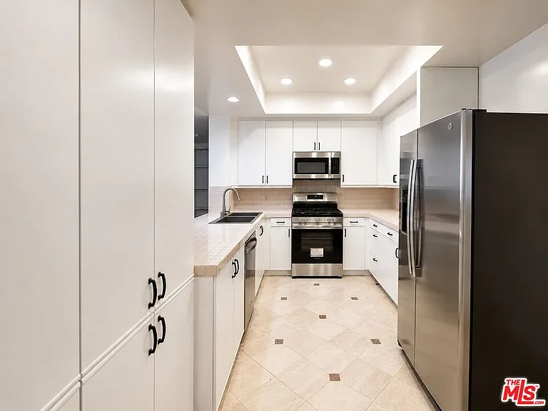 235 S Tower Dr #102 — Photo 11