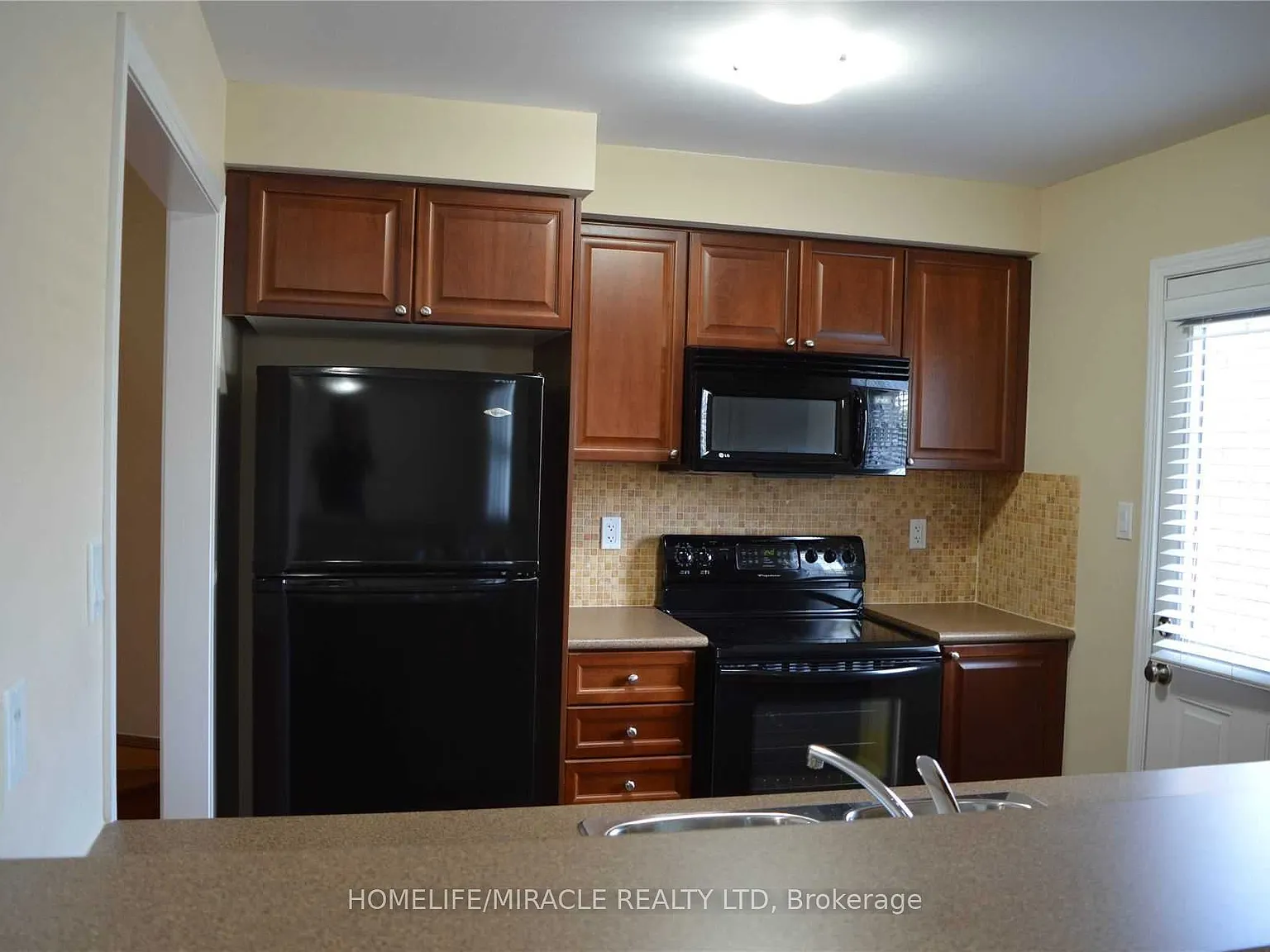 2 bed, $2,750 — Photo 3