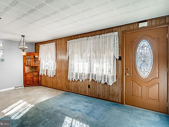 4th image of 423 Garfield Ave