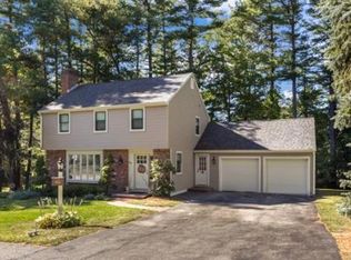 29 Daventry Ct, Lynnfield, MA 01940