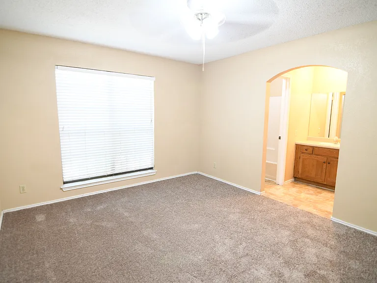 5209 Canyon Creek Dr — Photo 7