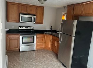 28 Gem Dr #28, Willimantic, CT 06226