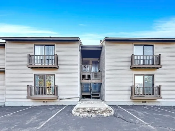 905 Spruce Hills Dr #905, Glen Gardner, NJ 08826