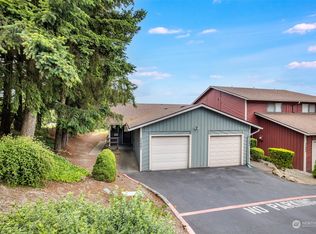 25044 Lake Fenwick Rd #34, Kent, WA 98032