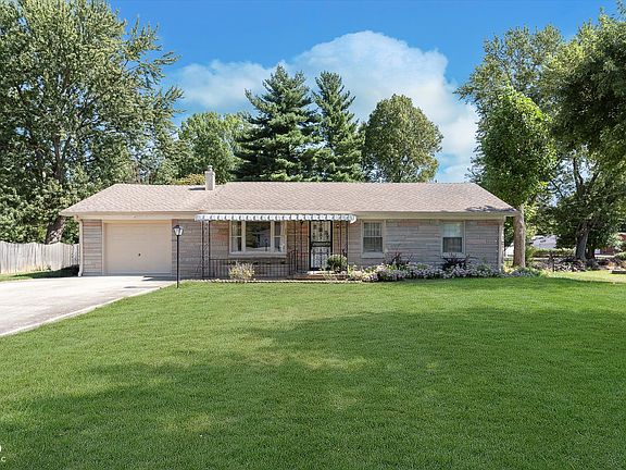 2nd image of 9128 Melrose Dr