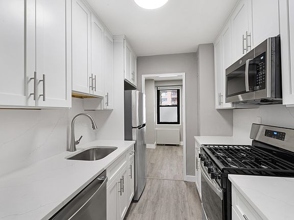 5th image of 201 Saint Pauls Ave APT 1J