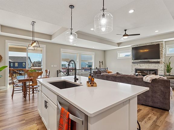 5th image of 2835 Crescent Ridge Dr