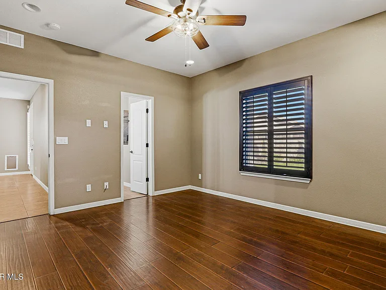 14208 Poets Rock Ln — Photo 26