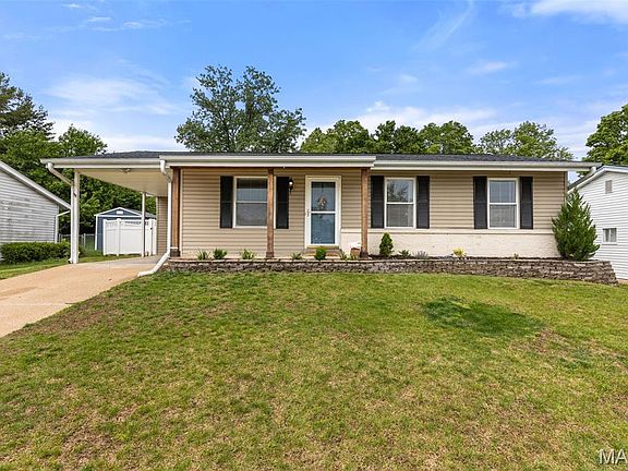 2nd image of 669 Green Hedge Dr