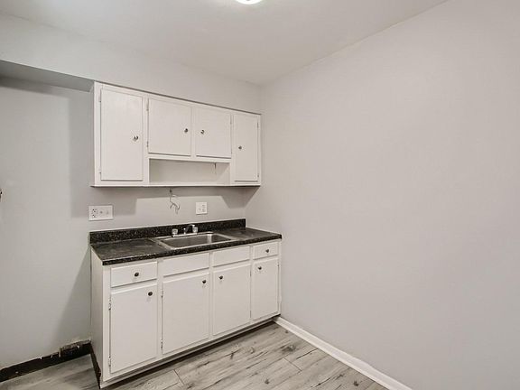 2nd image of 1414 Fair Ave #1B