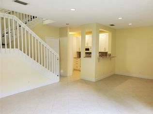 3569 Santa Fe Pl, Pompano Beach, FL 33073