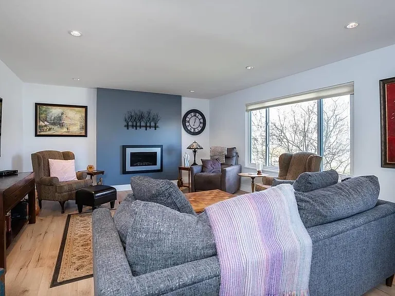 5368 1a Ave #UPPER — Photo 4
