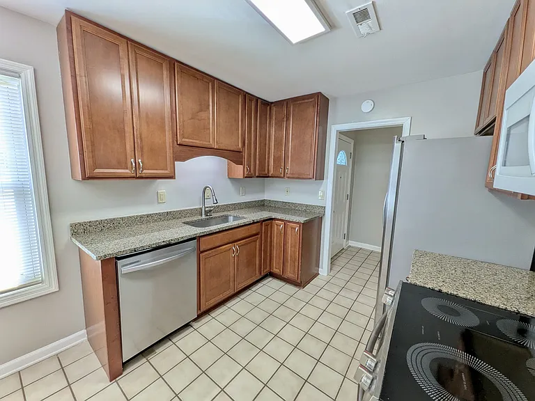 14012 Hurstland Dr SW — Photo 7
