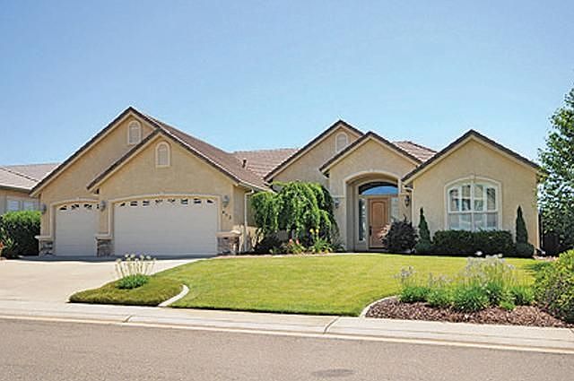 2nd image of 413 Malaga Ct
