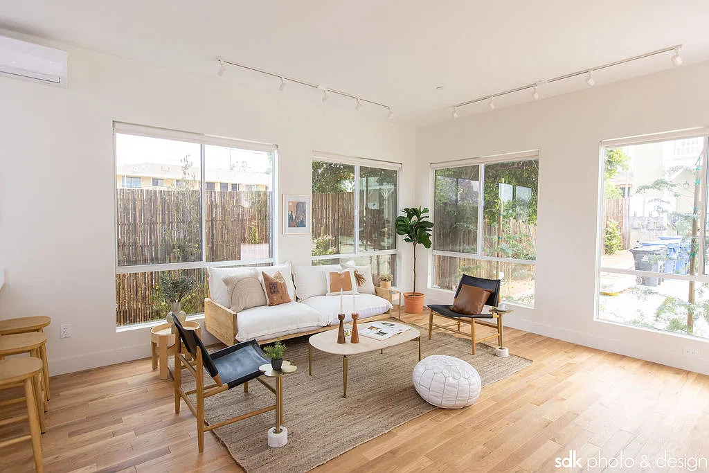 4 bed, 1500 sqft, $4,400 — Photo 3