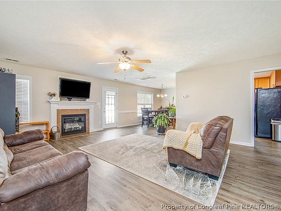 5th image of 5306 Woodpecker Dr