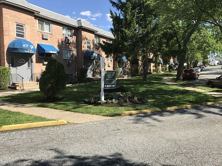 Renshaw Apartments — Photo 6