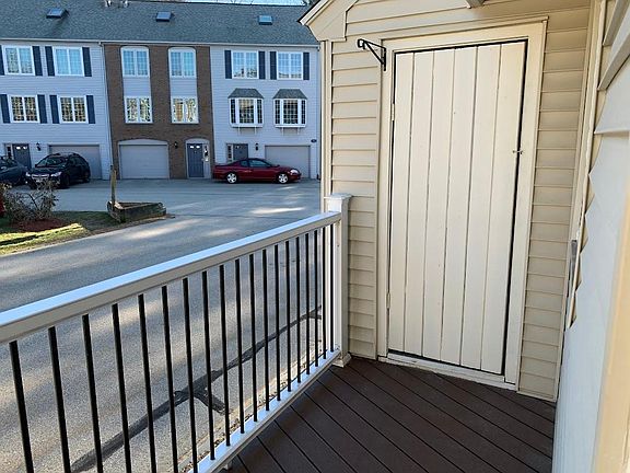 3rd image of 12 Perley Rd Unit 25