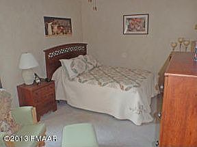 5th image of 827 23rd Ave S