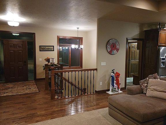 Front Door, Entry, Stairs