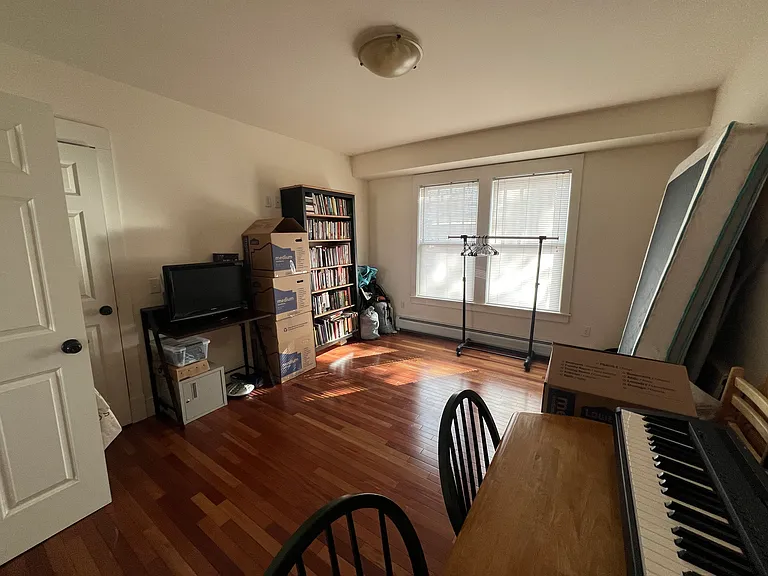 430 Shelburne Rd #3 — Photo 11