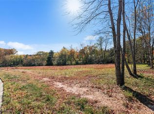 5 Scott Meadows Dr, Asheville, NC 28806